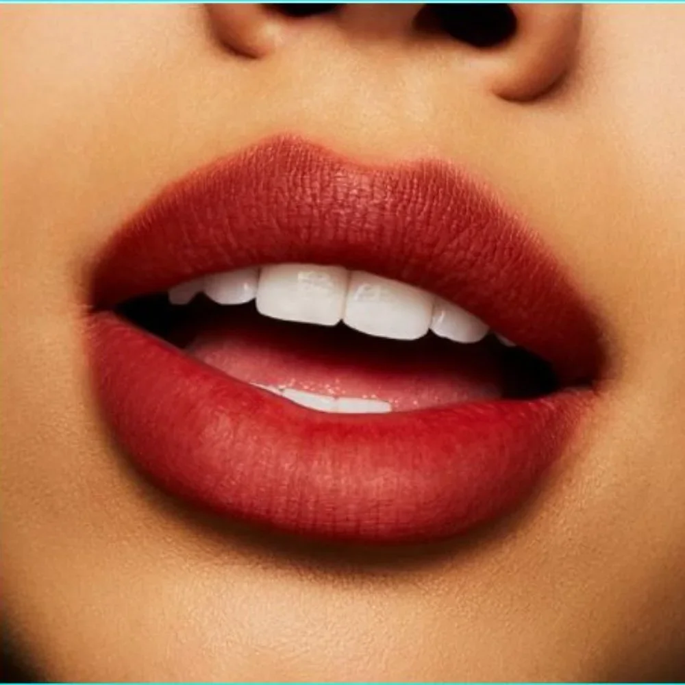MAC Cosmetics powder kiss